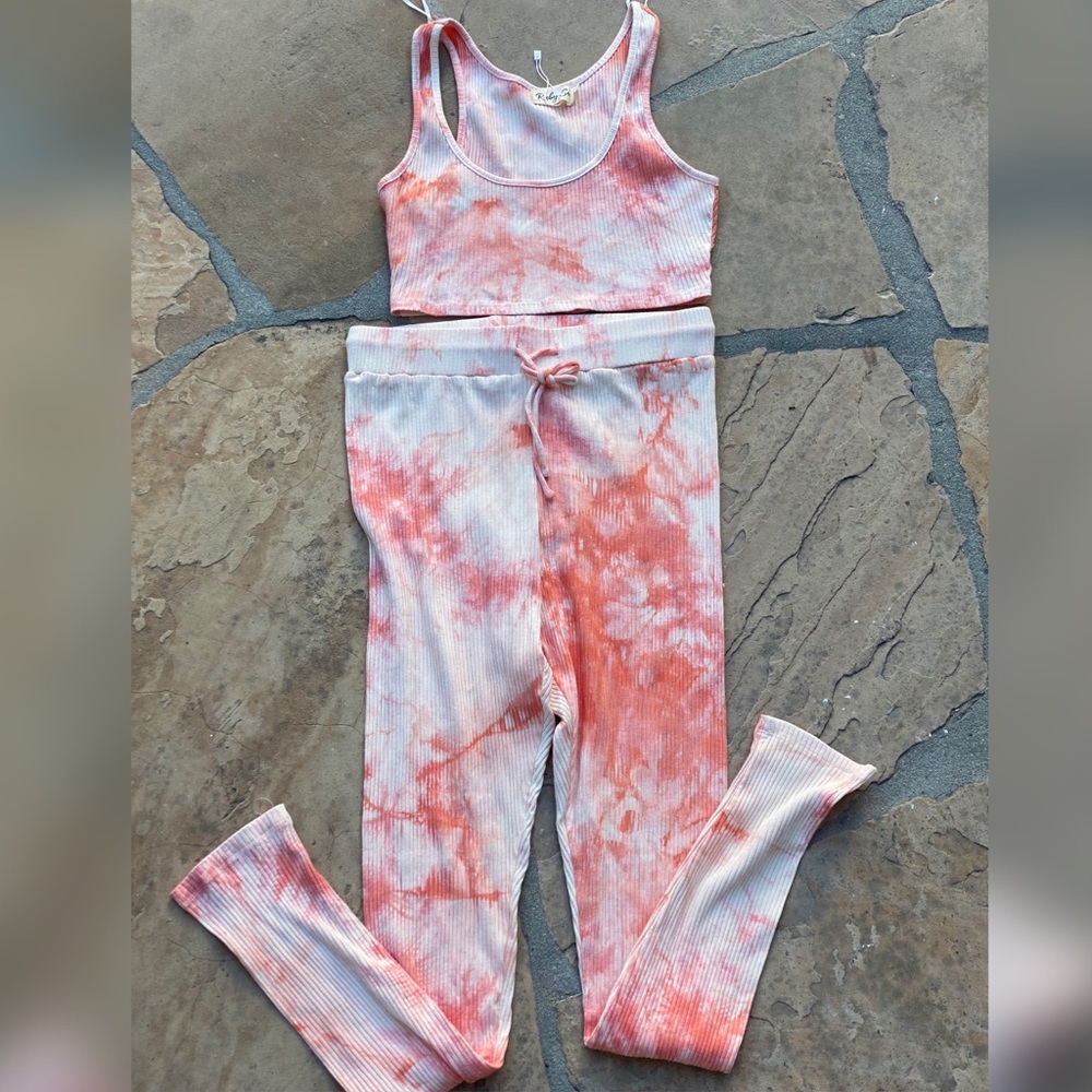 Matching ribbed tie dye set Sundae Muse BNWT